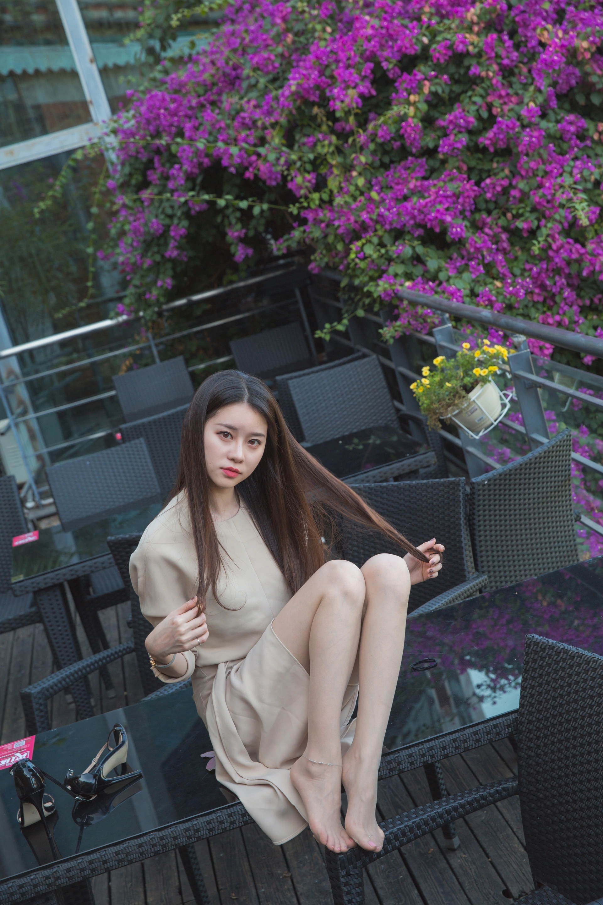 020.Sia不吃鱼 – 微密圈 风衣玉足 1